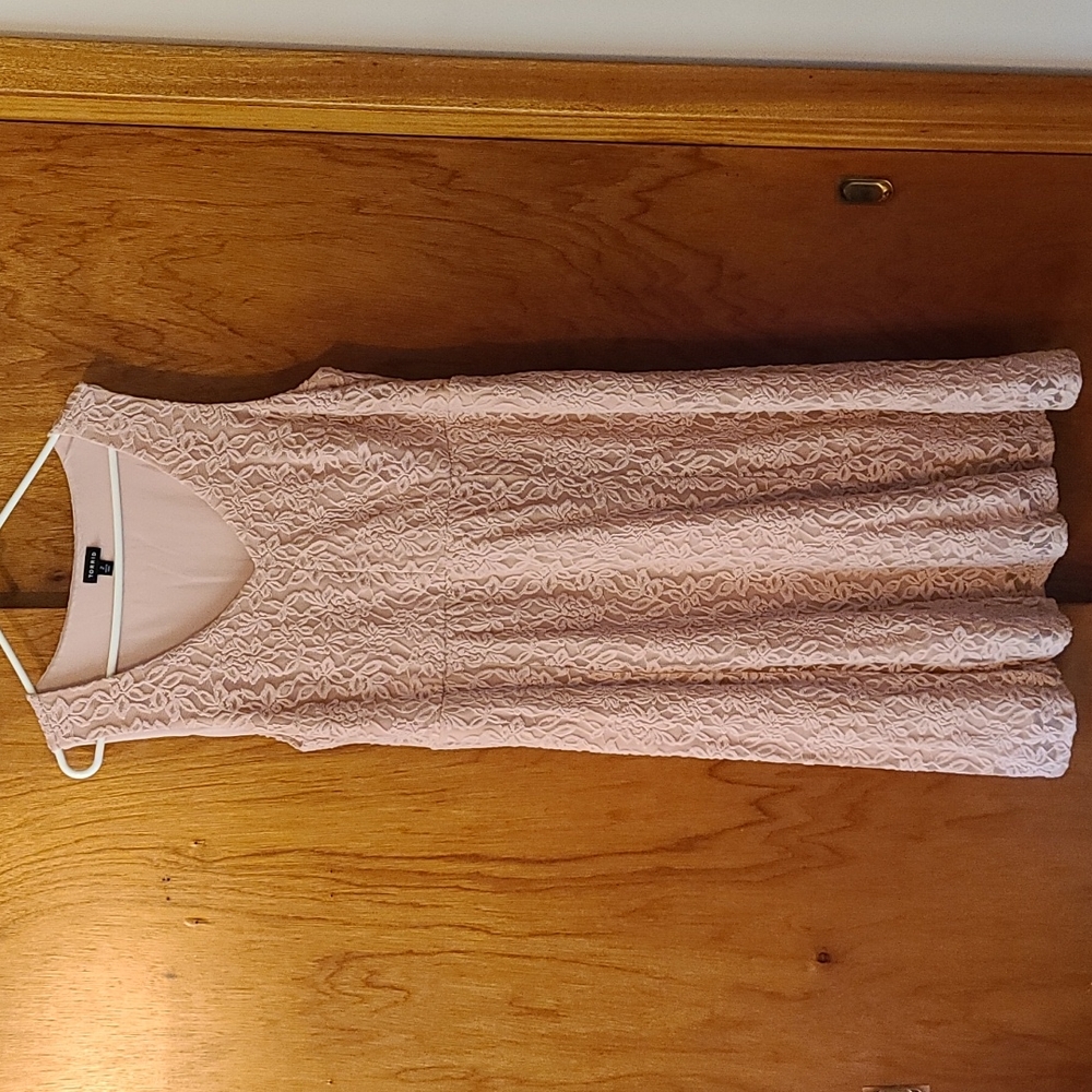 Torrid size 2 midi dress